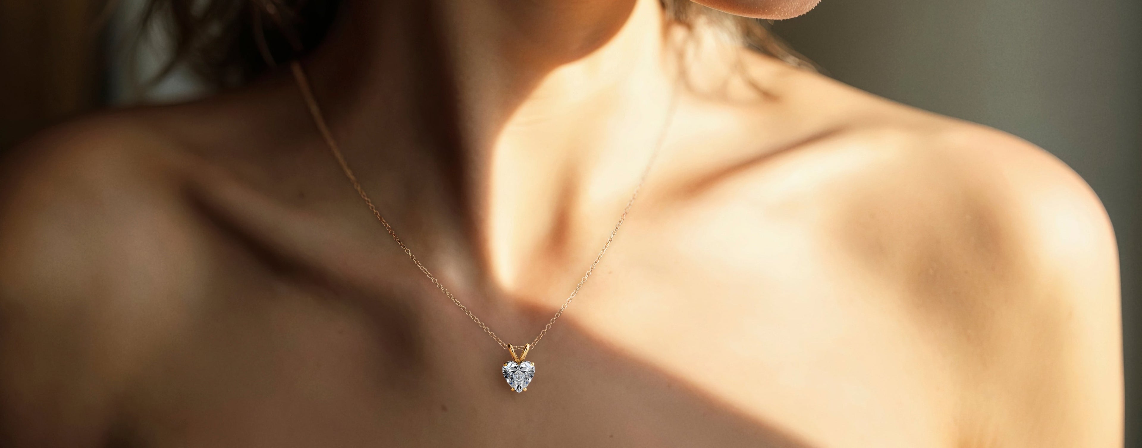 Lab-Grown Diamond Necklaces